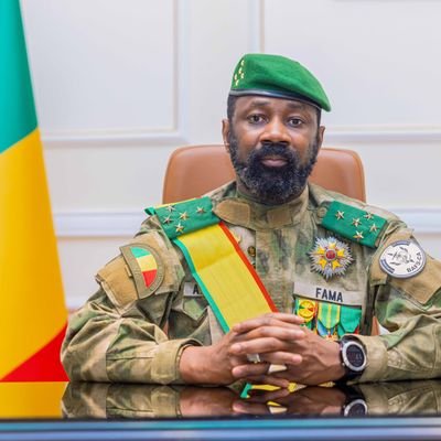 Une nation, un chef : les forces vives tracent la voie d’un Mali sans les partis politiques