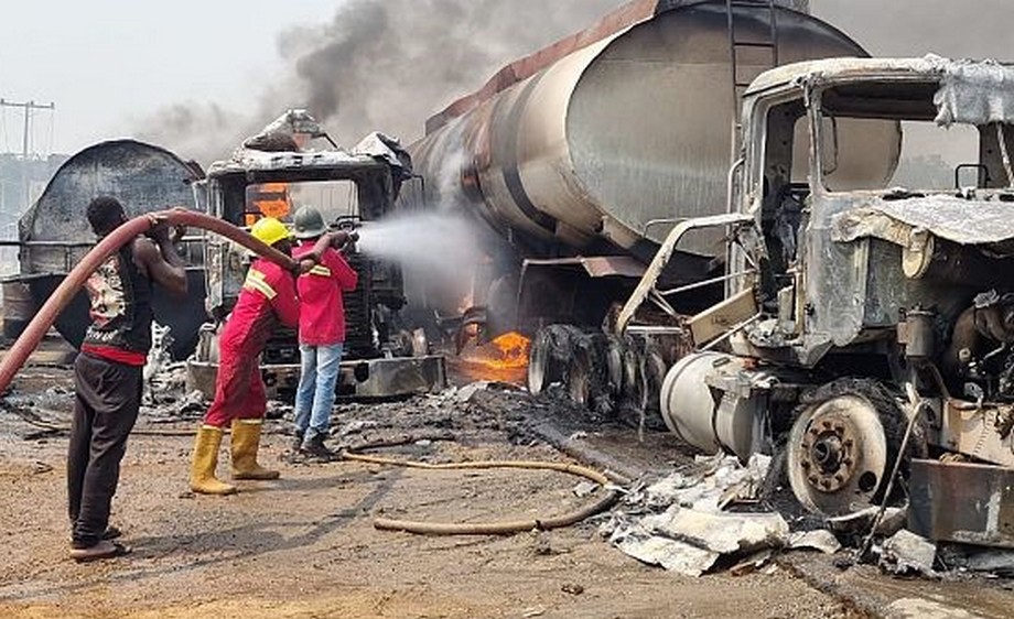 Nigéria : explosion d’un camion-citerne, au moins 70 morts