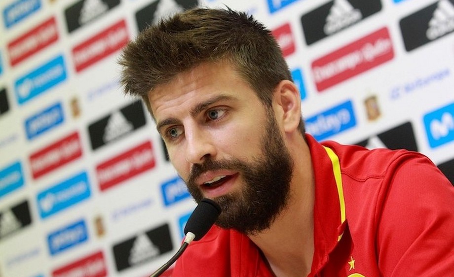 En larmes face à la juge, Gerard Piqué nie avoir versé des pots-de-vin à Luis Rubiales, l’ex-patron du foot espagnol