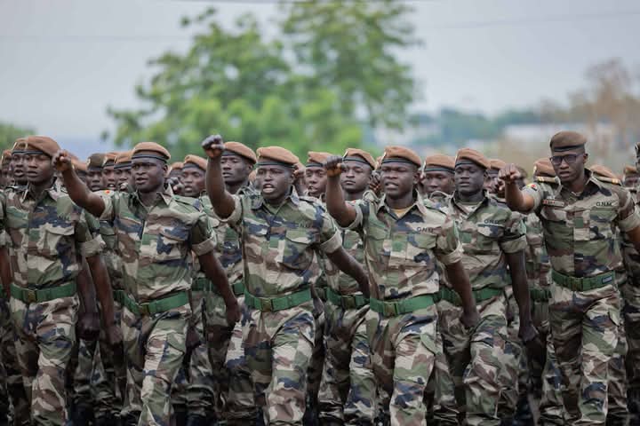 Mali : Hommage aux militaires tombés au combat et remise de décorations au GSSP