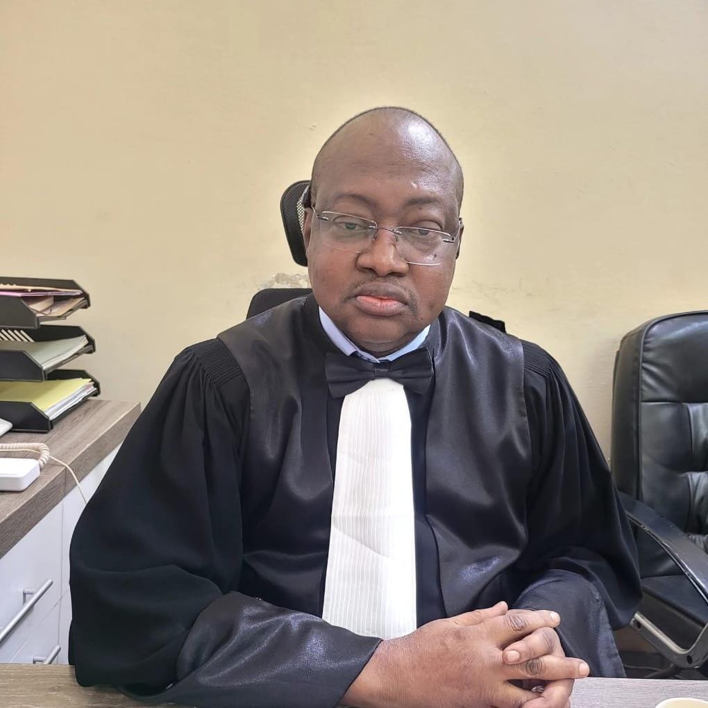 Moussa Drissa Guindo : << LA MORT D'UN PRÉVENU , UN INCULPE OU DE L'ACCUSE PEUT METTRE FIN A L'ACTION PUBLIQUE DU PROCUREUR>>