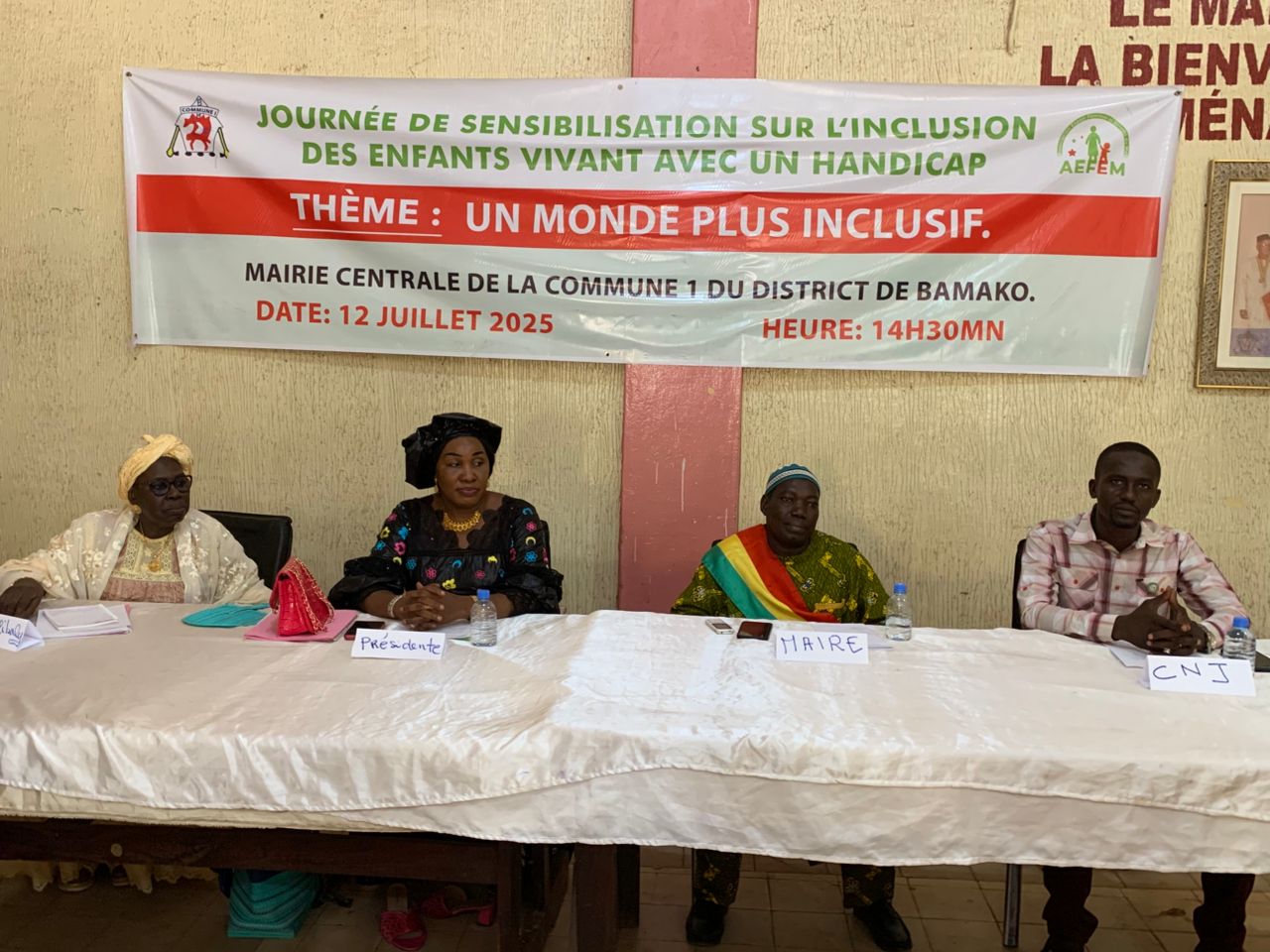 Inclusion des enfants vivant avec un handicap : l’AEFEM sensibilise en Commune I