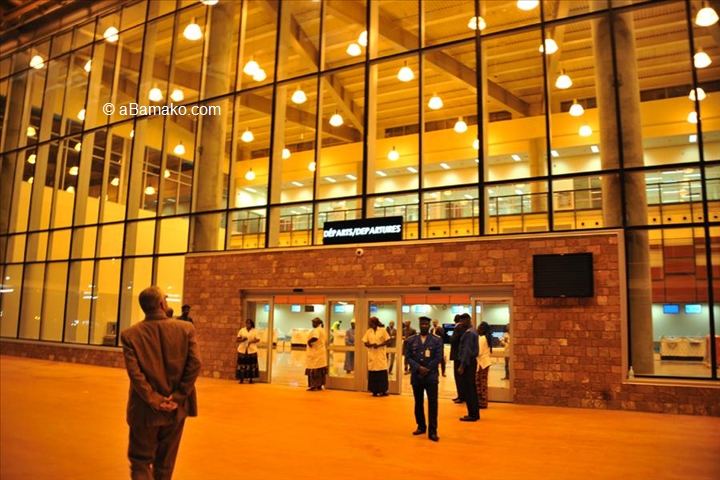Aéroport international Bamako Senou : une Malienne de 39 ans arrêtée avec 4,2 kg de cocaïne