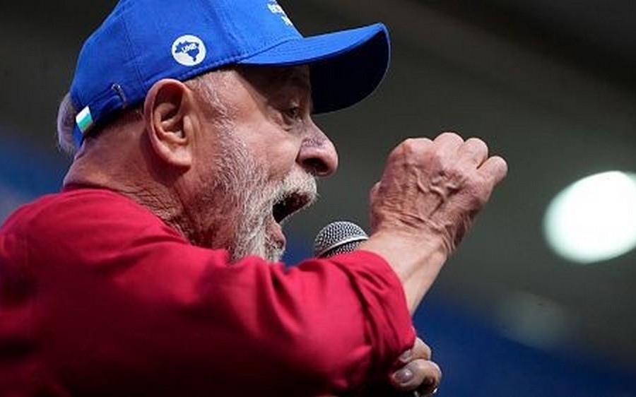 Droits de douane : Lula dénonce un « chantage » exercé par Trump