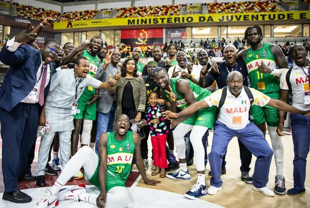 Afrobasket 2025 : Les Aigles du Mali s’envolent en quarts et défieront la Côte d’Ivoire