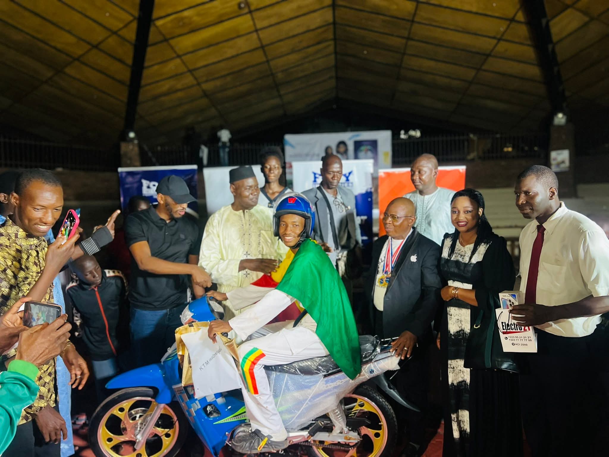 Coupe Taekwondo Sy Aminata Makou Traoré : Amadou Traoré remporte le grand prix !