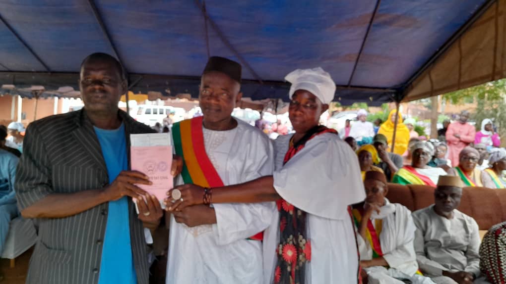 Mariage collectif à Sangarebougou : 50 couples scellent leur union