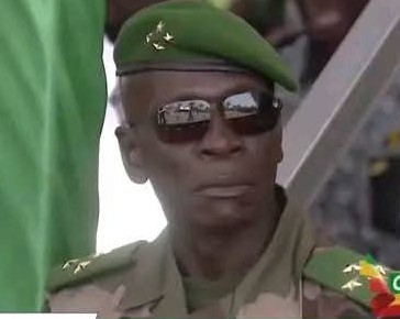 Mali : Brève apparition du Général Amadou Aya Sanogo au boulevard de l’Indépendance