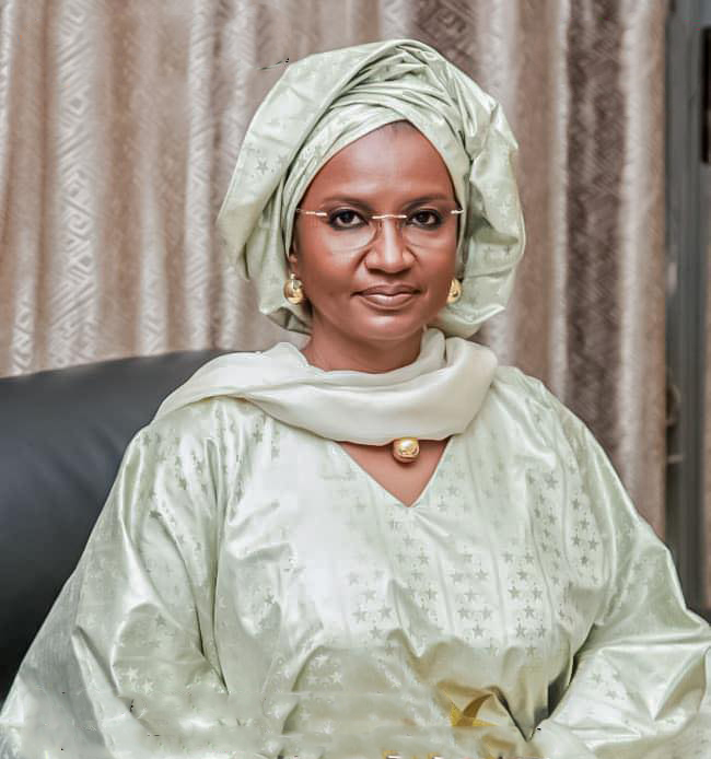 Mme Oumou Sall Seck, lors d’un Point de Presse« Les efforts du Président de la Transition et du Premier ministre portent leurs fruits »