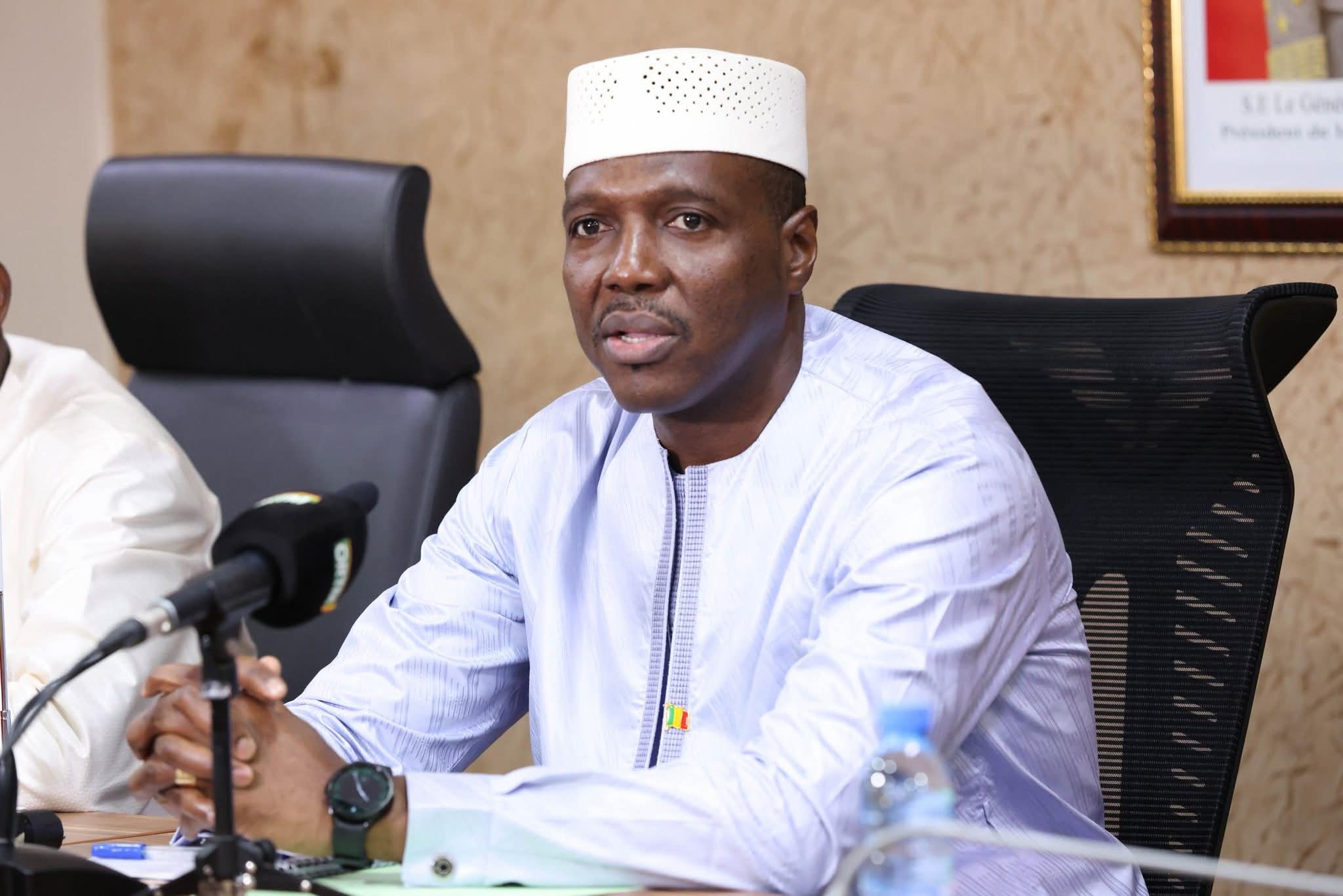 « LE CARBURANT QUE NOUS RECEVONS, C’EST DU SANG HUMAIN » DIXIT LE PREMIER MINISTRE FACE AUX AUTORITÉS RELIGIEUSES ET TRADITIONNELLES