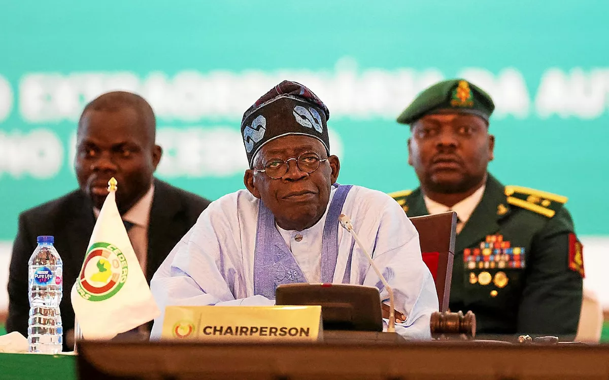 Tentative de coup d’État au Bénin : la CEDEAO brandit l’option militaire pour restaurer l’ordre constitutionnel