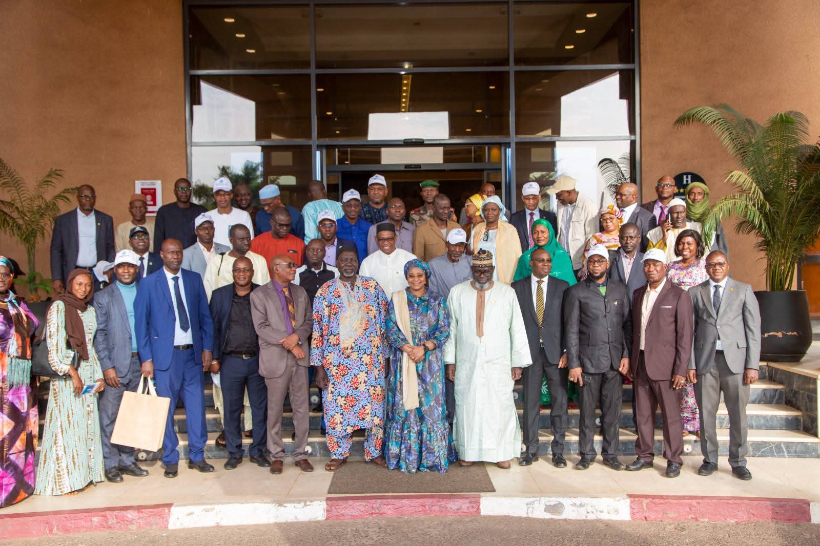 Soins de santé primaires au Mali : l&rsquo;OMS salue les avancées malgré les contraintes 