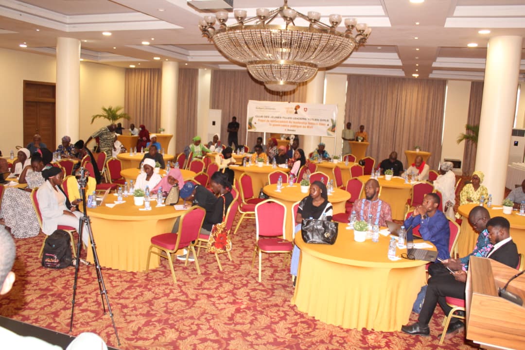 L’Ecole des Elues : 105 jeunes femmes formées par l’Institut Néerlandais pour la démocratie Multipartite NIMD