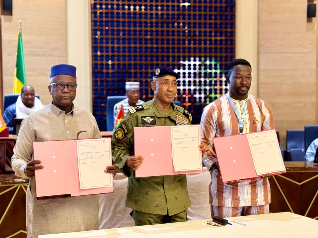 AES : l’OPAM signe une convention de partenariat entre les offices céréaliers à Niamey