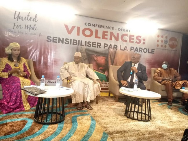 Violence facilitée par la technologie : Entre 16 et 58 % des femmes en sont victimes