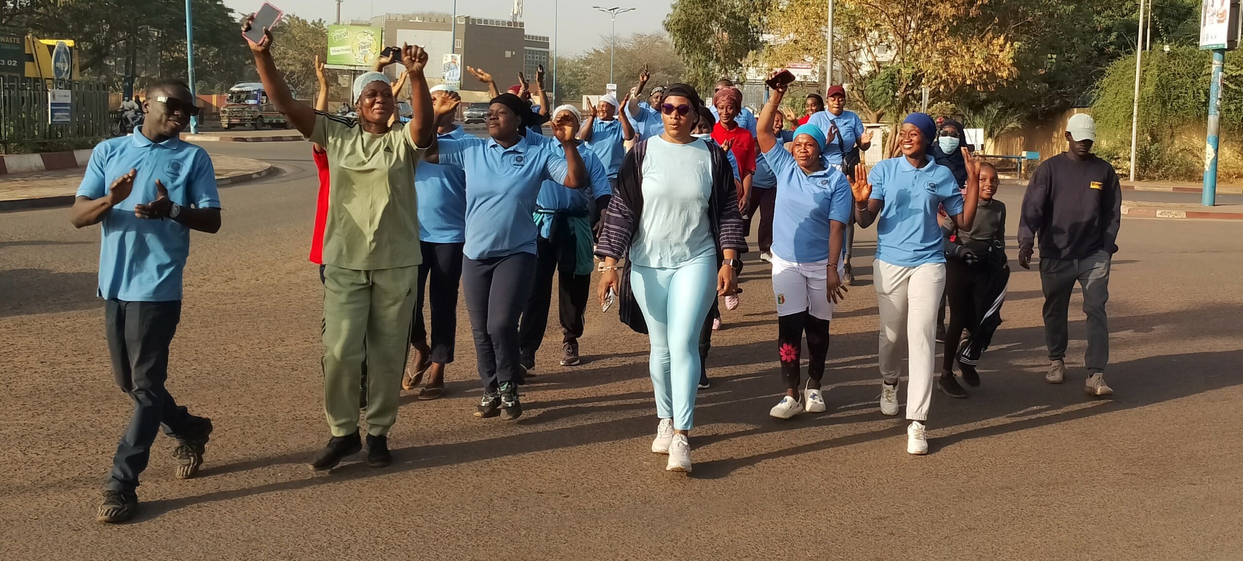 Sports : la Cantine ENSUP marche pour la santé, une leçon de bien-être signée Touré Korotoumou Traoré