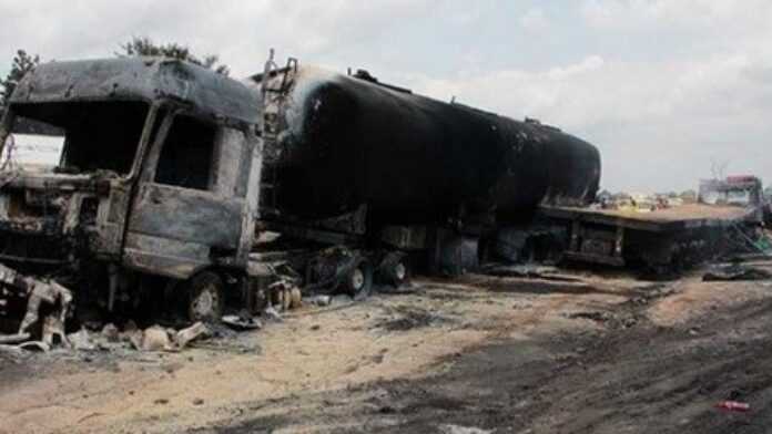 Quand les épaves remplacent les djihadistes sur la Route de Kayes