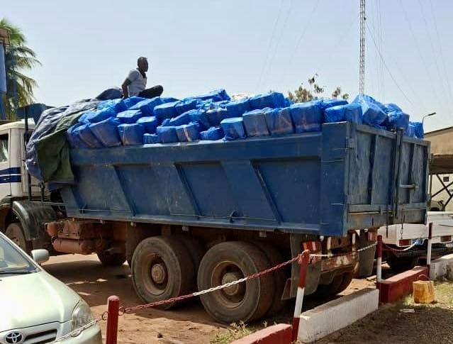 Mali : La Douane intercepte 1000 cartons de viandes avariées à bord d’un camion-benne 