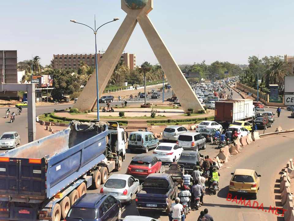 Bamako : les bouchons de l’indiscipline 