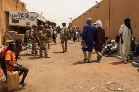 Du Moyen-Orient au Sahel : Comment une guerre lointaine a déclenché une vague de désinformation au Burkina Faso