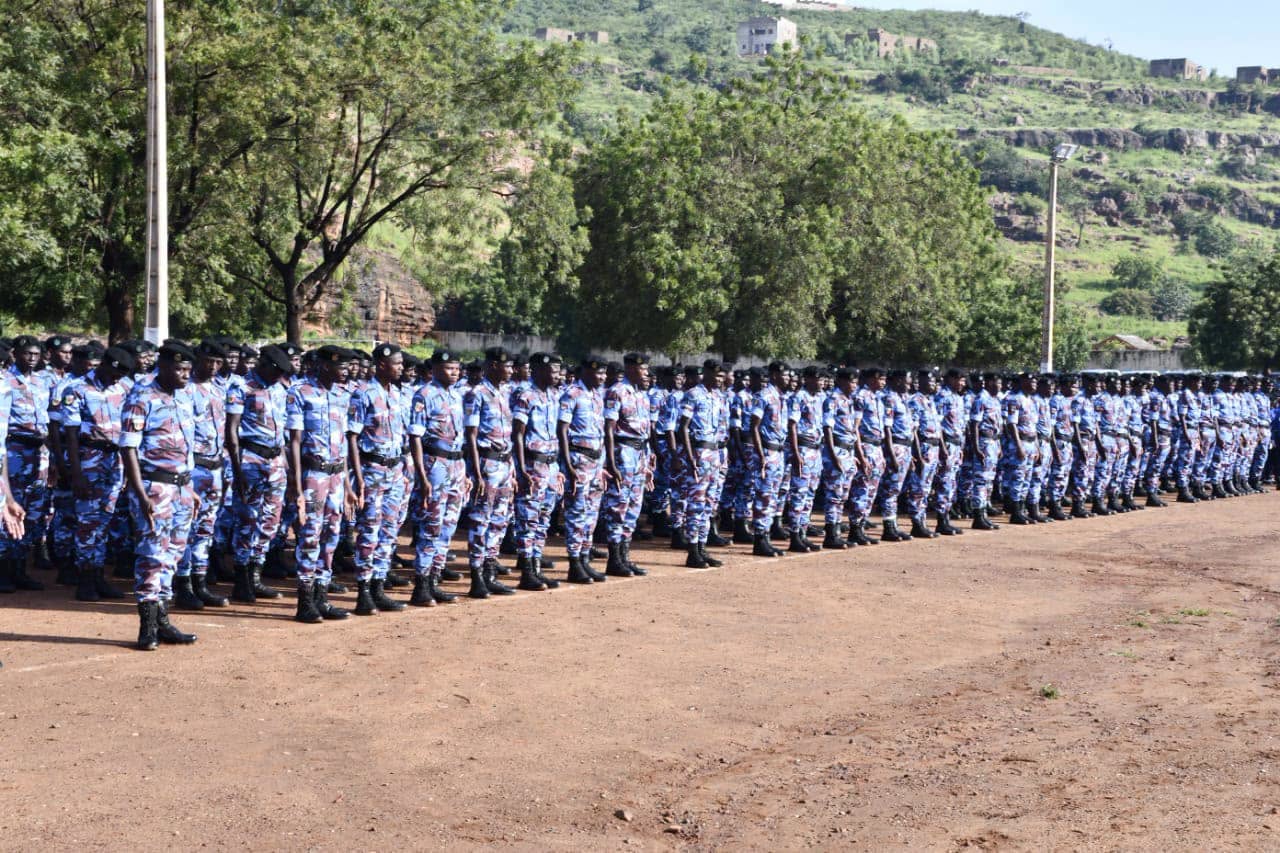 Recrutement 2026 : le Mali engage 1 000 Gardiens de la Paix et 500 Sapeurs du Rang