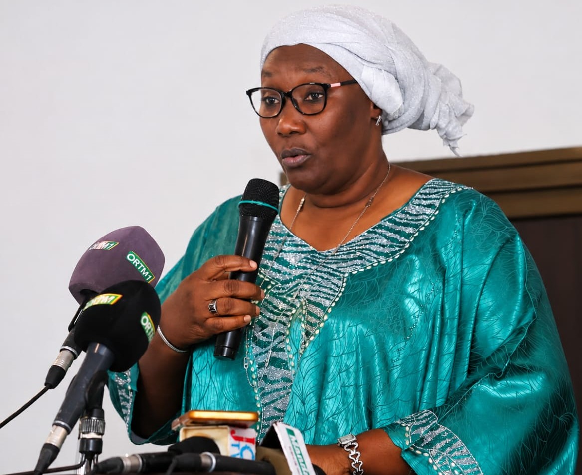 Docteure Fatoumata Fofana Diakité : Une bâtisseuse de savoirs au service de la communication et de l&rsquo;égalité