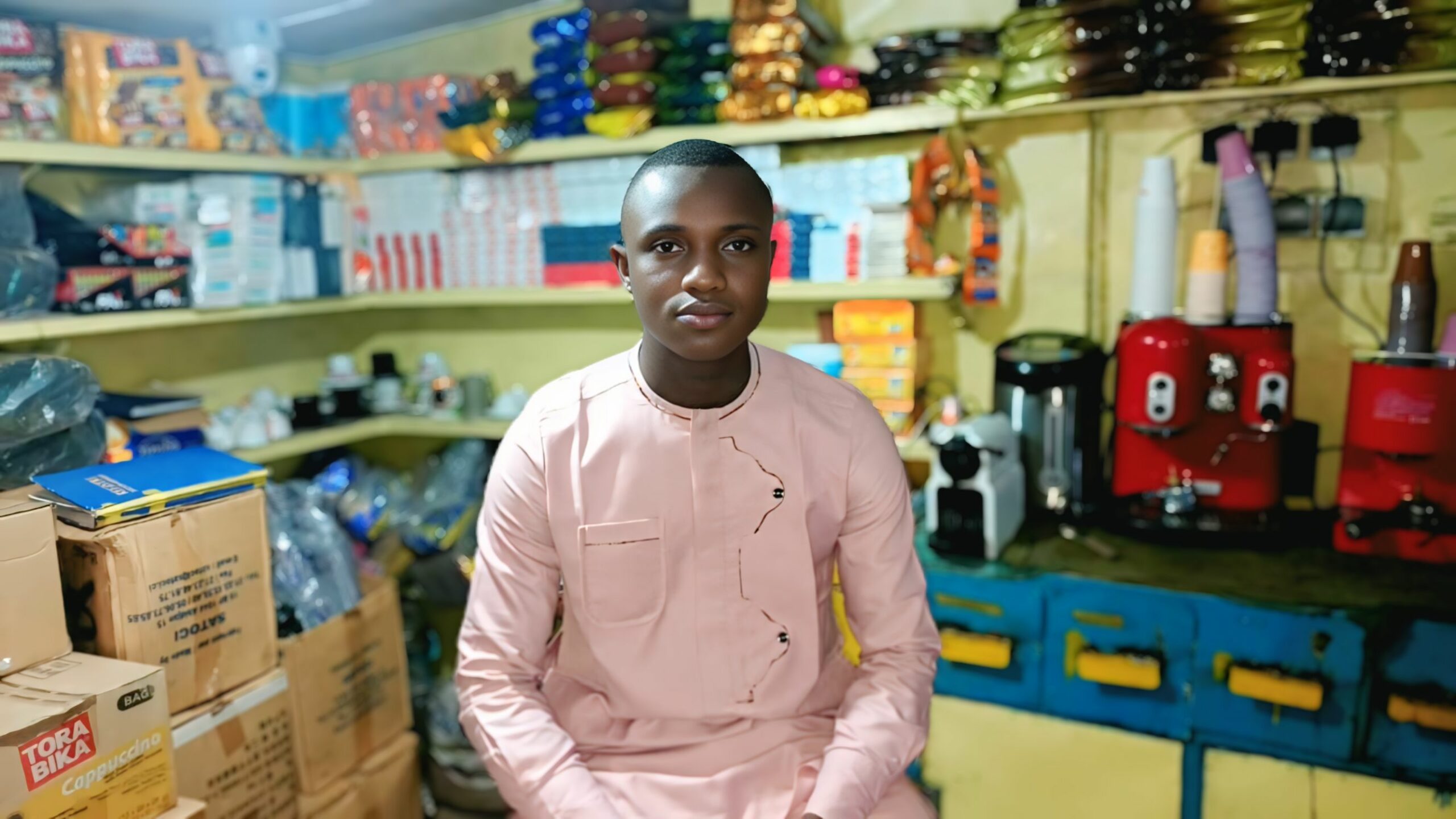 DE LIVREUR DE CAFÉ À PROMOTEUR ET GROSSISTE : Sékou Traoré, un modèle d&rsquo;entrepreneuriat réussi 