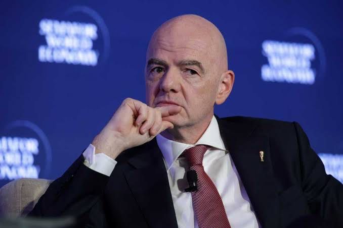 FIFA EN CRISE : LA CAF SAUVE INFANTINO PENDANT QUE L&rsquo;UEFA RÉCLAME SA TÊTE