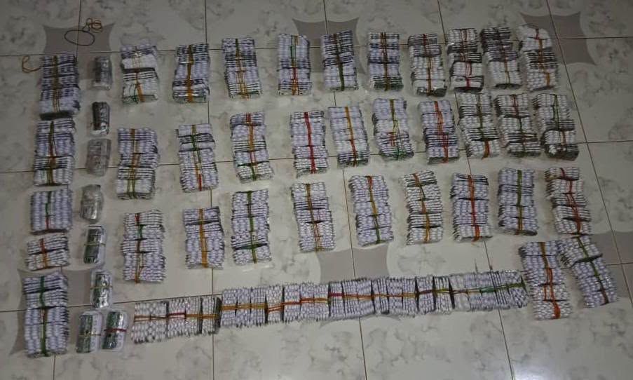 LUTTE CONTRE LA DROGUE À BAMAKO : L&rsquo;OCS SAISIT PLUS DE 20 000 COMPRIMÉS DE TRAMADOL CACHÉS DANS UN BUS