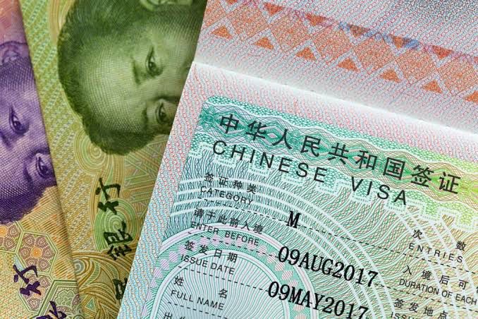 PERTURBATION DES VISAS CHINOIS AU MALI : LES MINISTRES ABDOULAYE DIOP ET MOUSSA DIALLO CONCERTENT L&rsquo;AMBASSADEUR DE CHINE