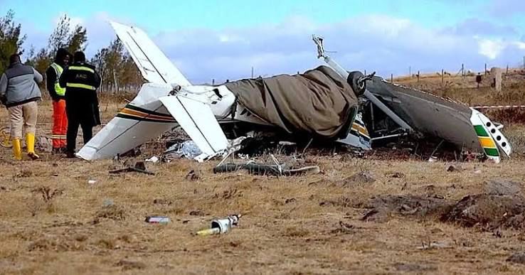 TRAGÉDIE AÉRIENNE AU KENYA : DEUX MORTS DANS LE CRASH D’UN AVION D&rsquo;ENTRAÎNEMENT À KAJIADO