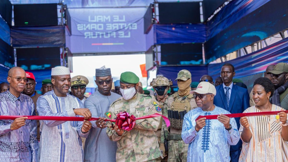 RÉVOLUTION TECHNOLOGIQUE AU MALI : LE PRÉSIDENT ASSIMI GOÏTA INAUGURE LE CENTRE D’INTELLIGENCE ARTIFICIELLE ET DE ROBOTIQUE (CIAR-MALI)