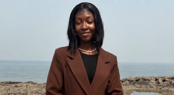 LES « MAMANS AFRICAINES » : Mims BA, de l’humour à la comédie, une nouvelle facette qui séduit le public