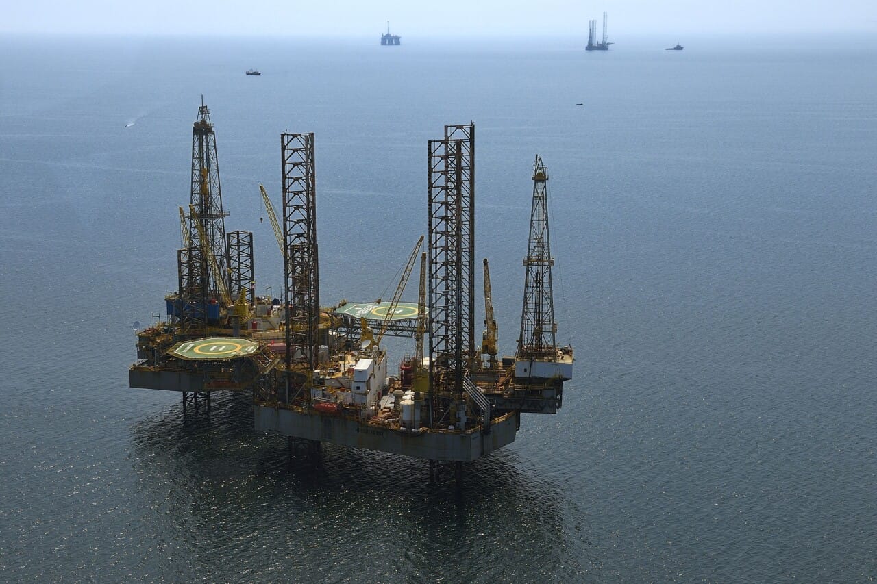 NAUFRAGE D&rsquo;UNE PLATEFORME PÉTROLIÈRE DANS L&rsquo;ATLANTIQUE : D&rsquo;IMPORTANTES OPÉRATIONS DE SECOURS EN COURS