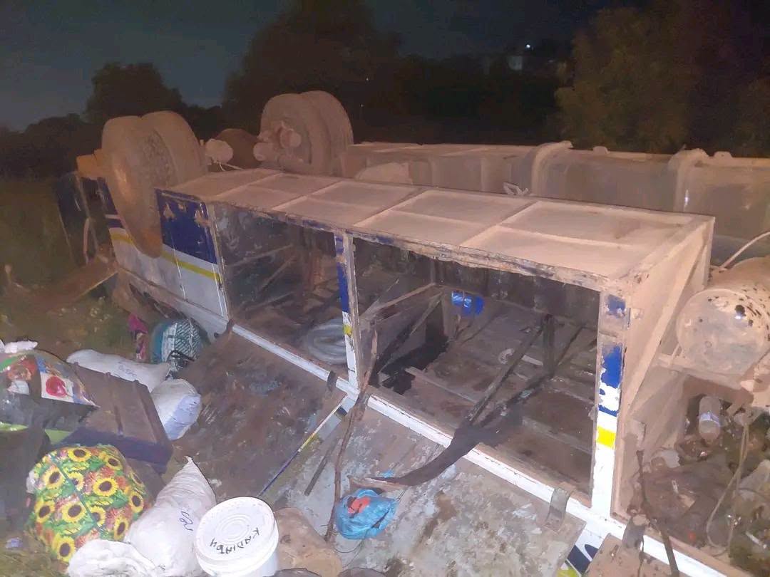 Drame sur la RN3 : un car se renverse entre Bamako et Kati, le bilan s&rsquo;alourdit à 1 mort et 37 blessés